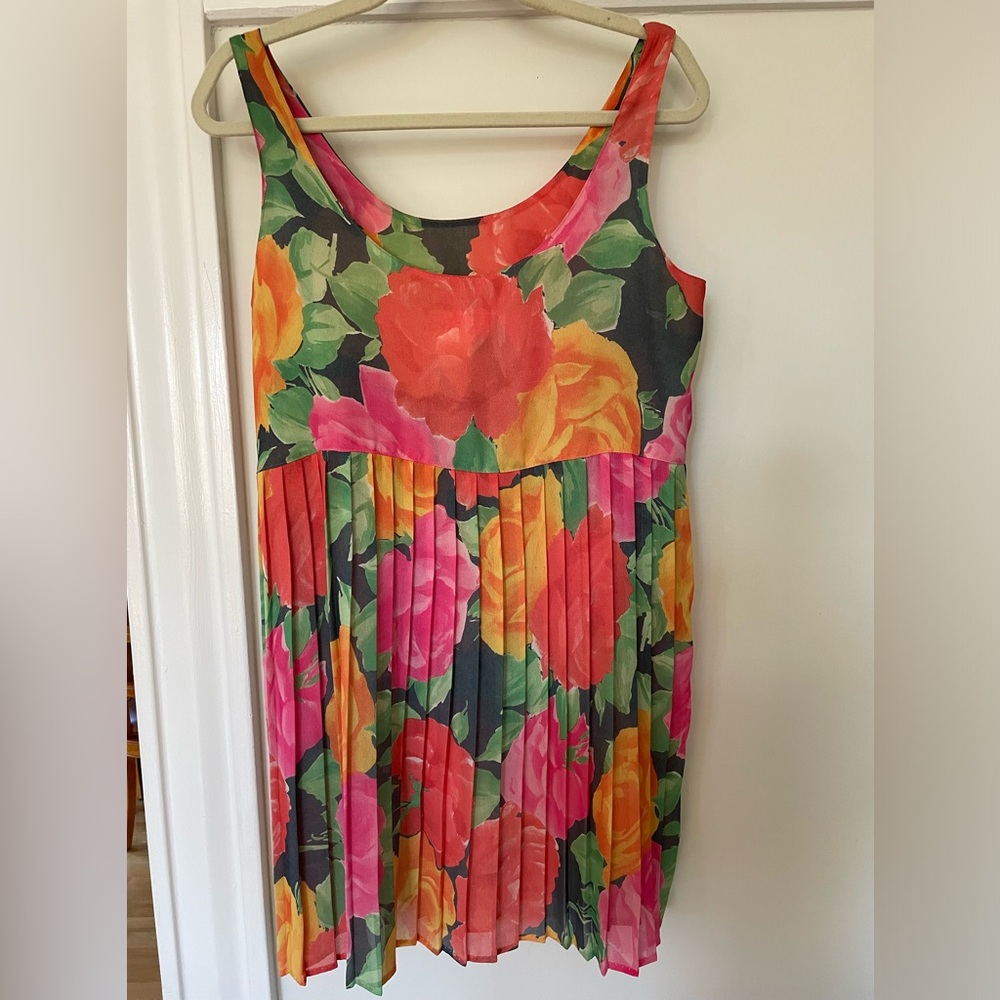 USA MADE VINTAGE BCBG BOLD COLOR FLORAL PLEATED BABY DOLL TANK DRESS SMALL